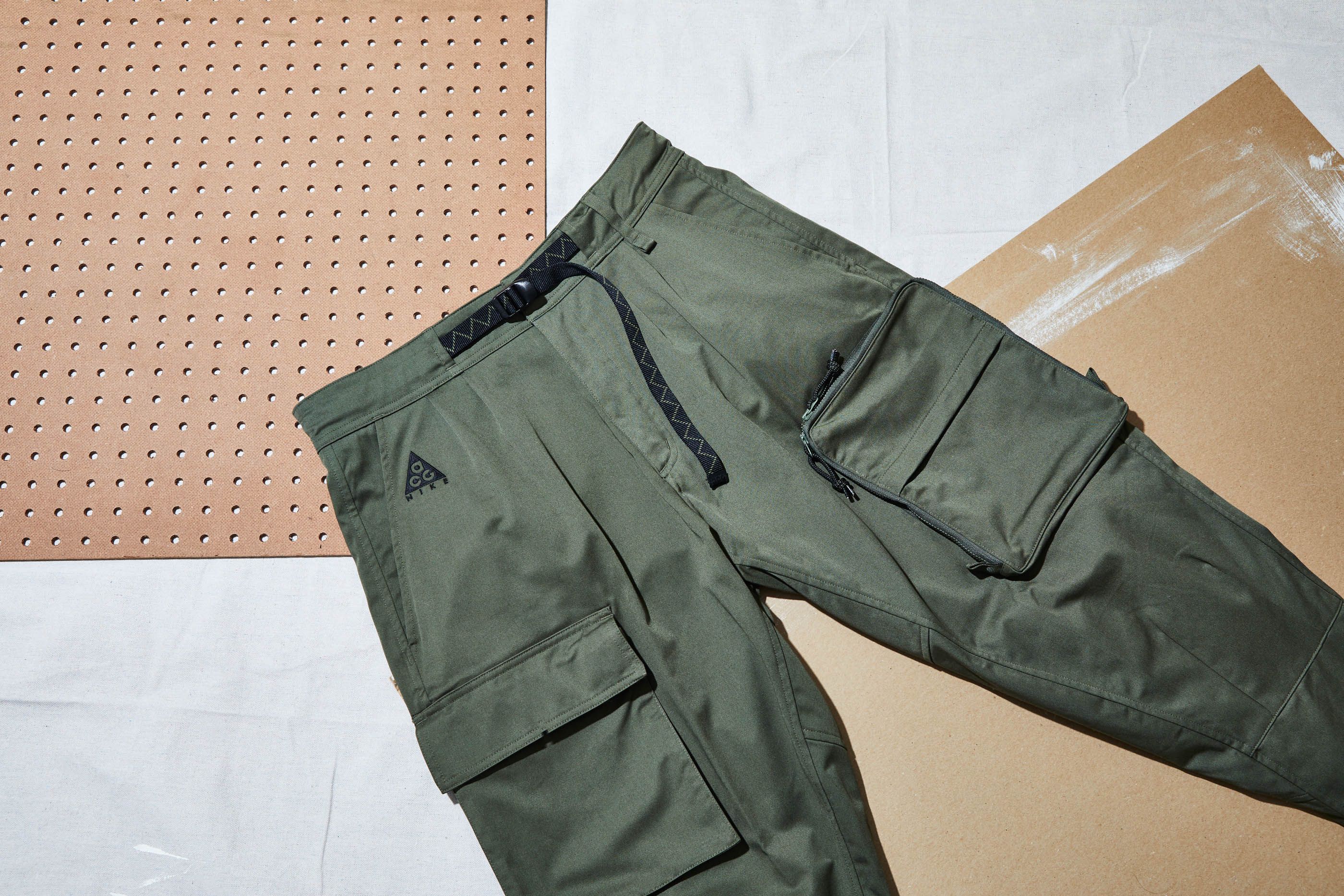 MultiPocket Narrow Bottom Cargo Pant – The Engineers of Clothes